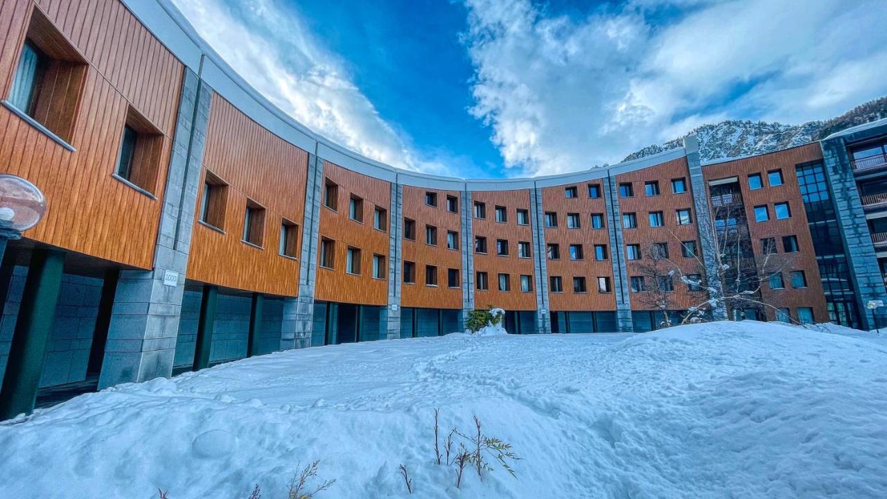 Appartamento Smith Arneis - Affitti Brevi Italia Бардонечия Екстериор снимка
