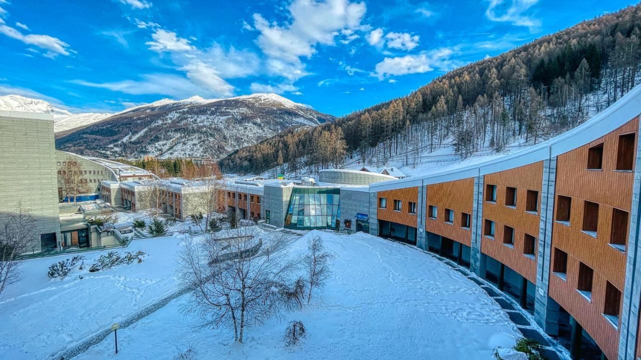 Appartamento Smith Arneis - Affitti Brevi Italia Бардонечия Екстериор снимка
