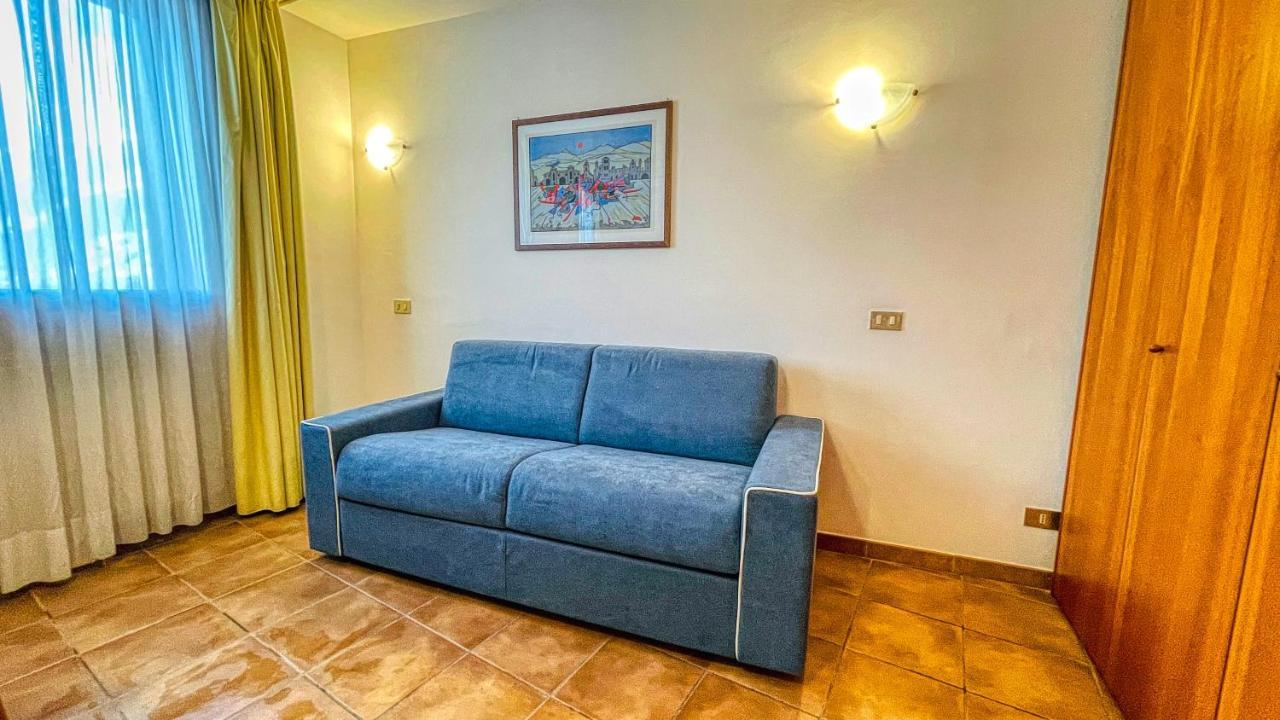 Appartamento Smith Arneis - Affitti Brevi Italia Бардонечия Екстериор снимка